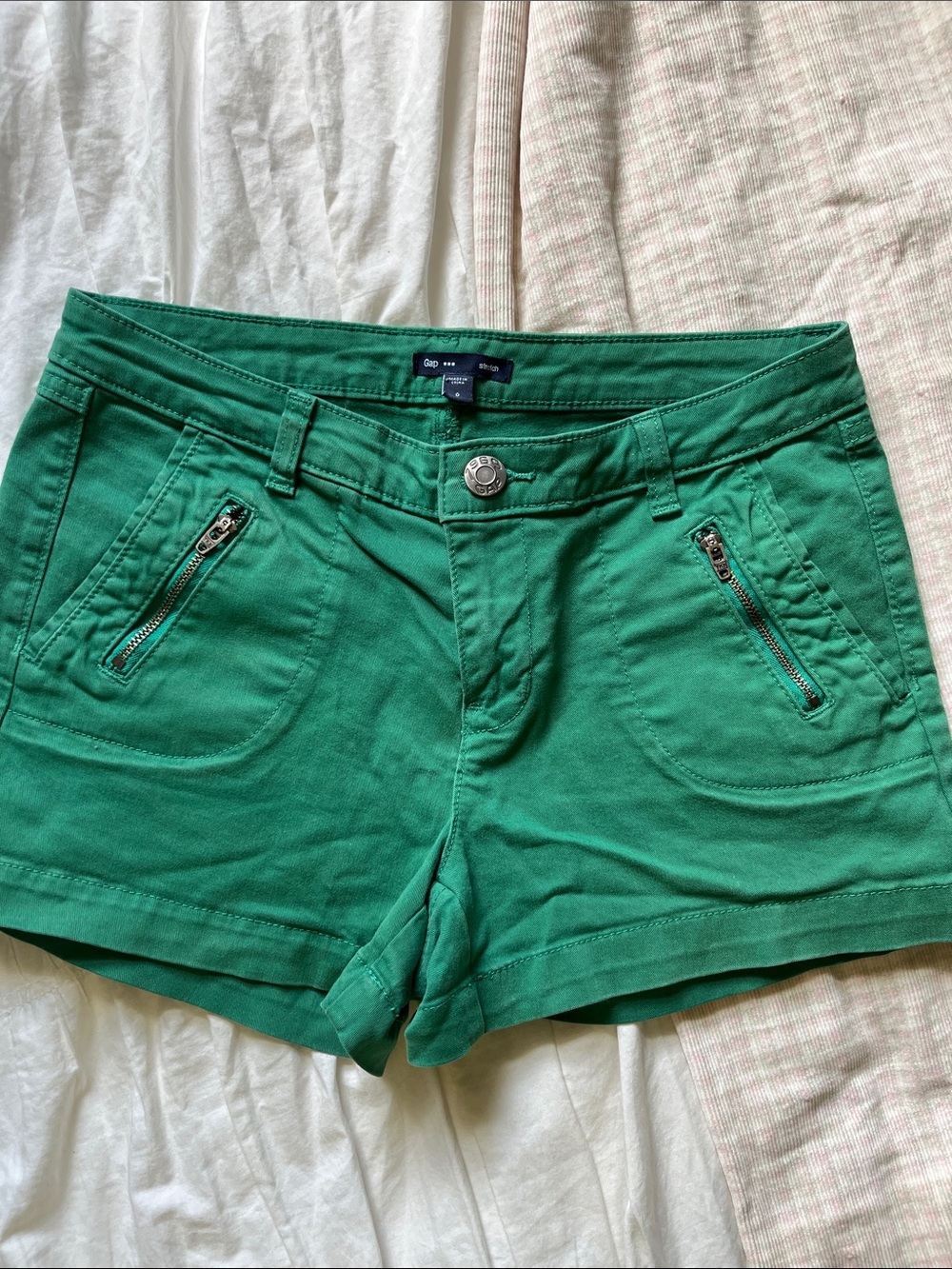 GAP Women's Emerald Green High Waist Zip-Pocket Shorts